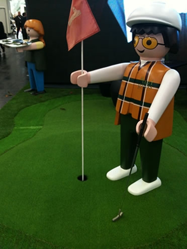Representação de Putting Green em feira de Grama Sintética na Alemanha